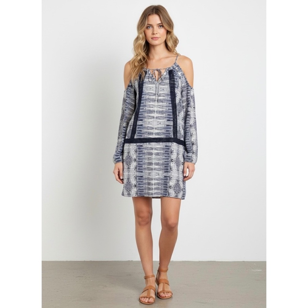 Roxy Blue White Geometric Tribal Cold Shoulder Lace Trim Shift Dress Small